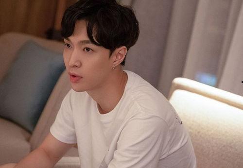 张艺兴娱乐吃瓜,幕后故事与精彩瞬间